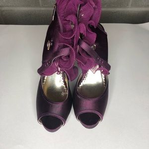 Purple fancy heel. Size 8.5